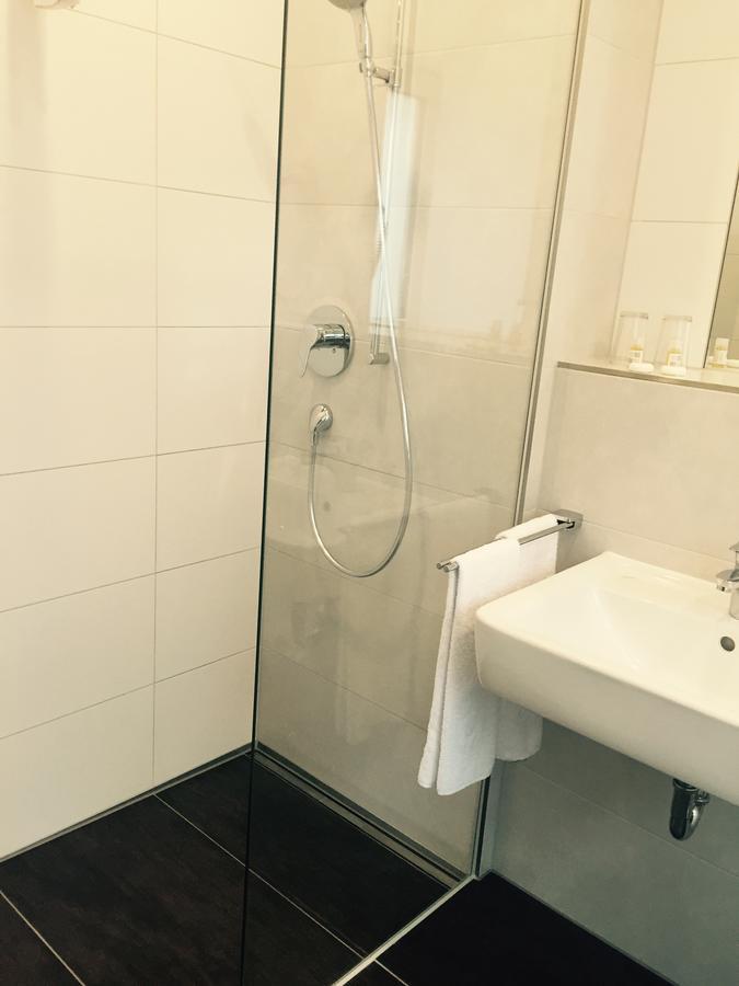 Buchners Hotel & Restaurant Niederwinkling Dış mekan fotoğraf